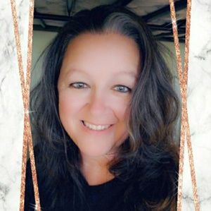 Meet your Posher, Becky